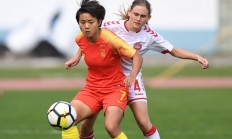 米兰体育官方下载-关于女足选手在足球比赛中彰显实力与技巧的信息